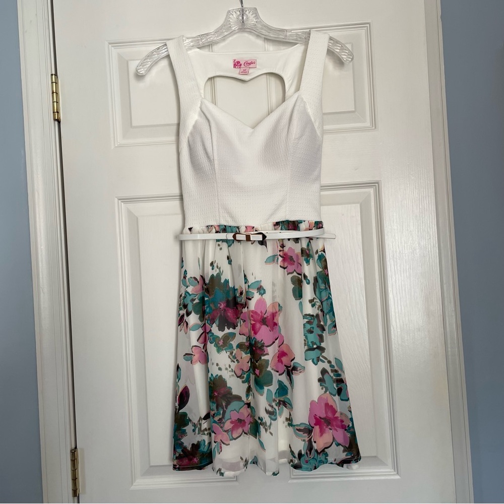 Candies Flirty White and Floral Dress with Heart cut out in back
